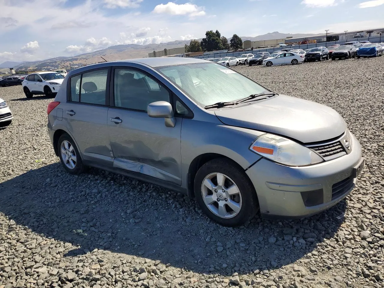2008 Nissan Versa 1.8 SL