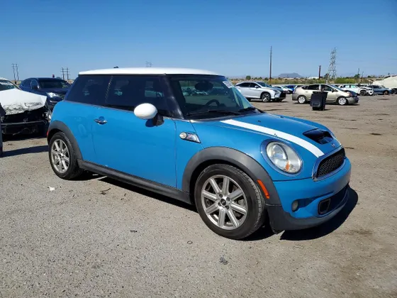 2013 MINI Cooper Hardtop S