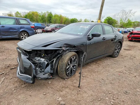 2024 Toyota Crown XLE
