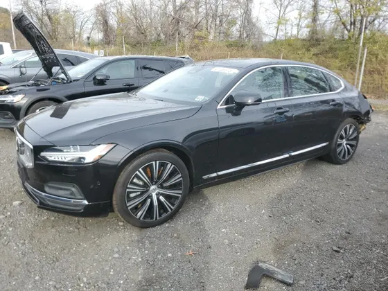 2024 Volvo S90 PLUS