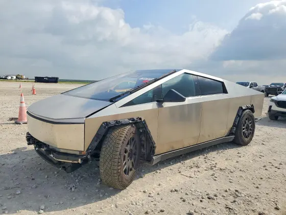 2024 Tesla Cybertruck