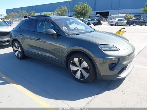 2024 Porsche Macan 4