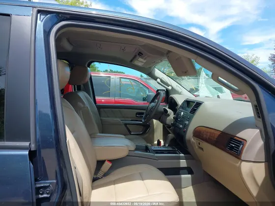 2015 Nissan Armada Platinum