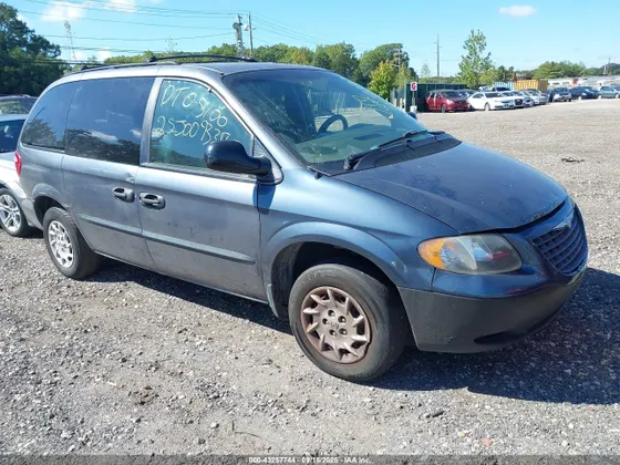2002 Chrysler Voyager