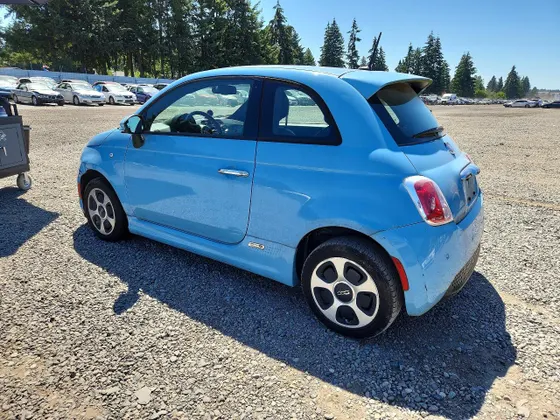 2015 FIAT 500e 500