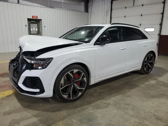 2024 Audi RS Q8