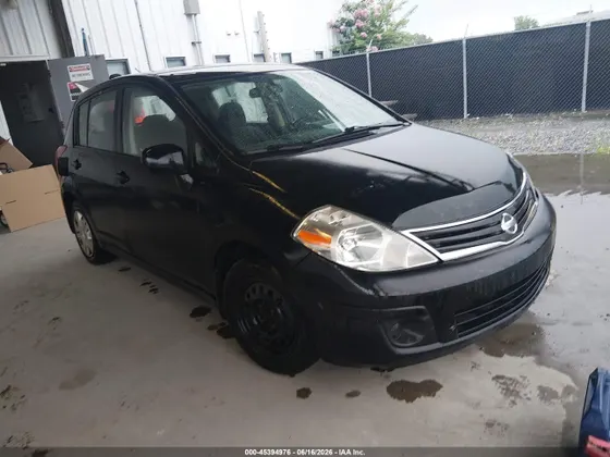 2011 Nissan Versa 1.8 S