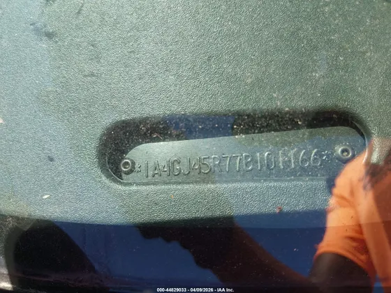 2007 Chrysler Town & Country SWB