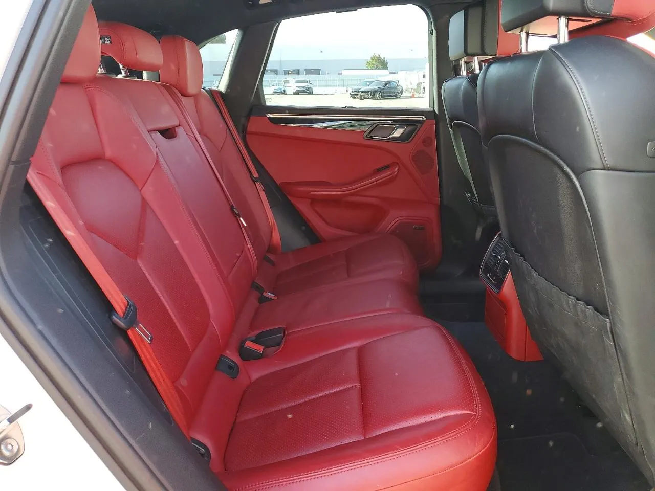 2015 Porsche Macan S