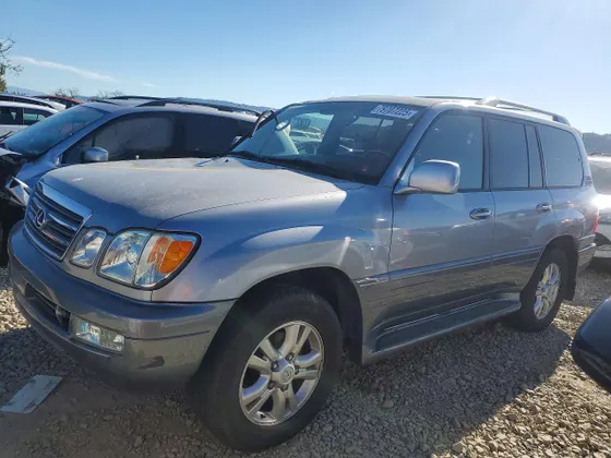 2004 Lexus LX 470