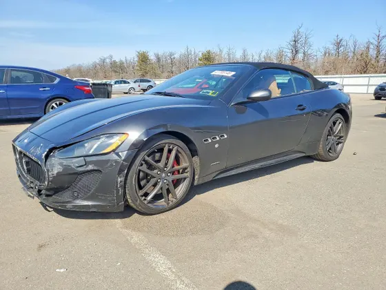 2017 Maserati GranTurismo Convertible Sport