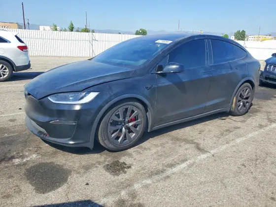 2025 Tesla Model X Plaid