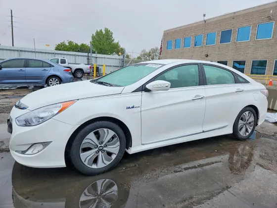 2013 Hyundai Sonata Hybrid Limited w/Panoramic Sunroof Pkg