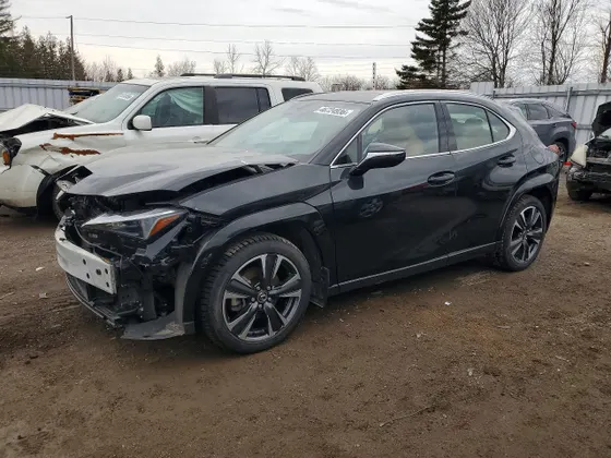 2025 Lexus UX UX 300h F SPORT Handling