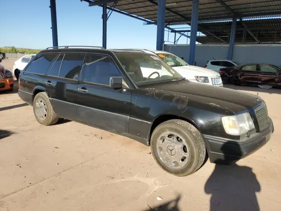 1992 Mercedes-Benz 300 Series 300TE