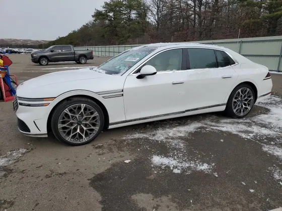 2023 Genesis G90 e-SC