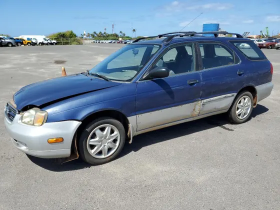 1999 Suzuki Esteem GL