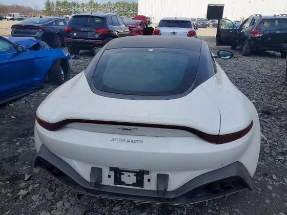 2019 Aston Martin Vantage