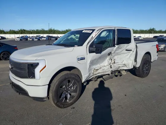 2024 Ford F-150 Lightning XLT