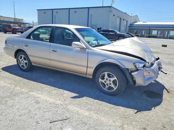 1997 Toyota Camry LE