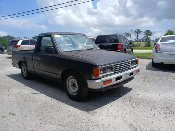 1985 Nissan 720