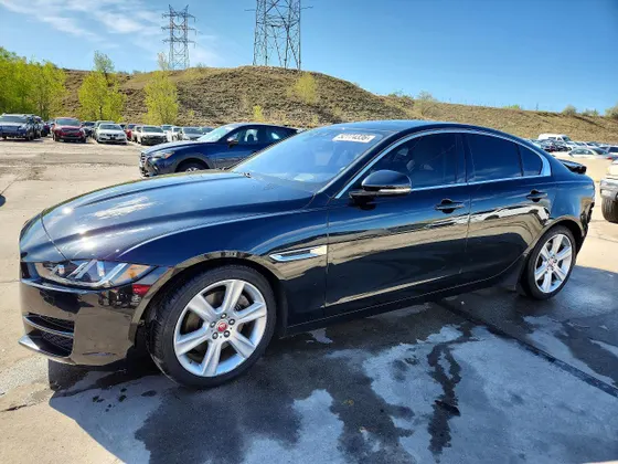 2017 Jaguar XE 25t Prestige
