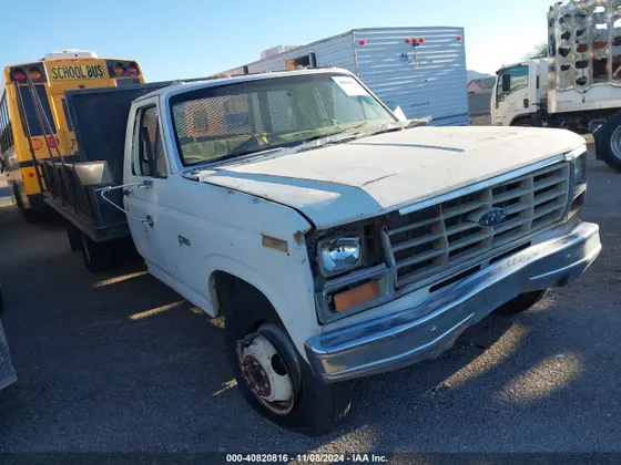 1982 Ford F-350 Chassis Cab