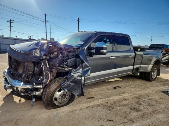 2024 Ford Super Duty F-350 DRW XL