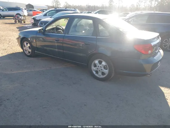 2004 Saturn L-Series L300 2