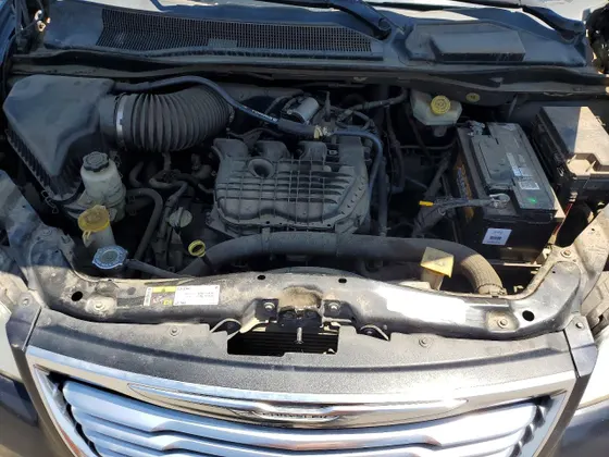 2014 Chrysler Town & Country Touring