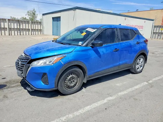 2023 Nissan Kicks S