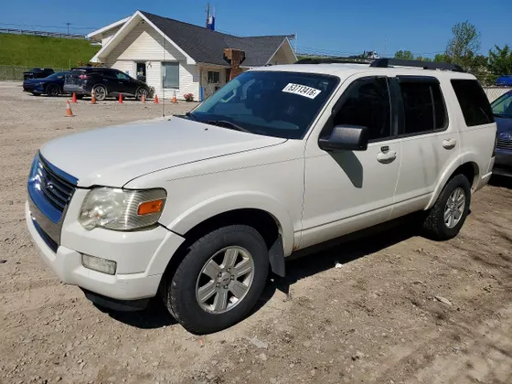 2010 Ford Explorer XLT