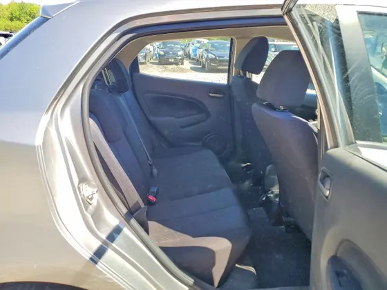 2012 Mazda Mazda2 Sport