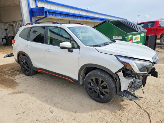 2023 Subaru Forester Sport