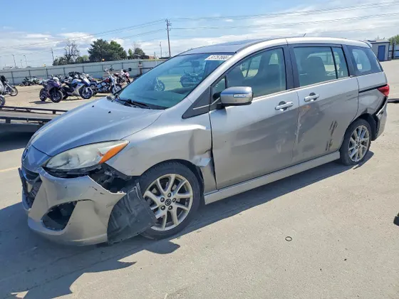 2015 Mazda Mazda5 Grand Touring