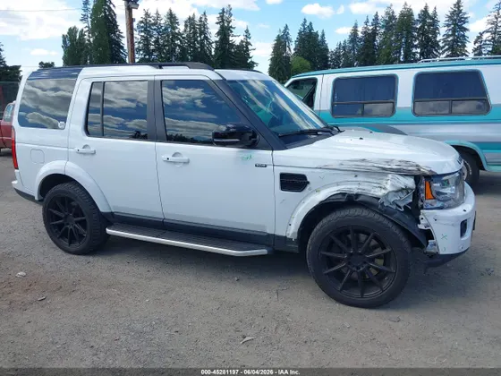 2014 Land Rover LR4 LUX