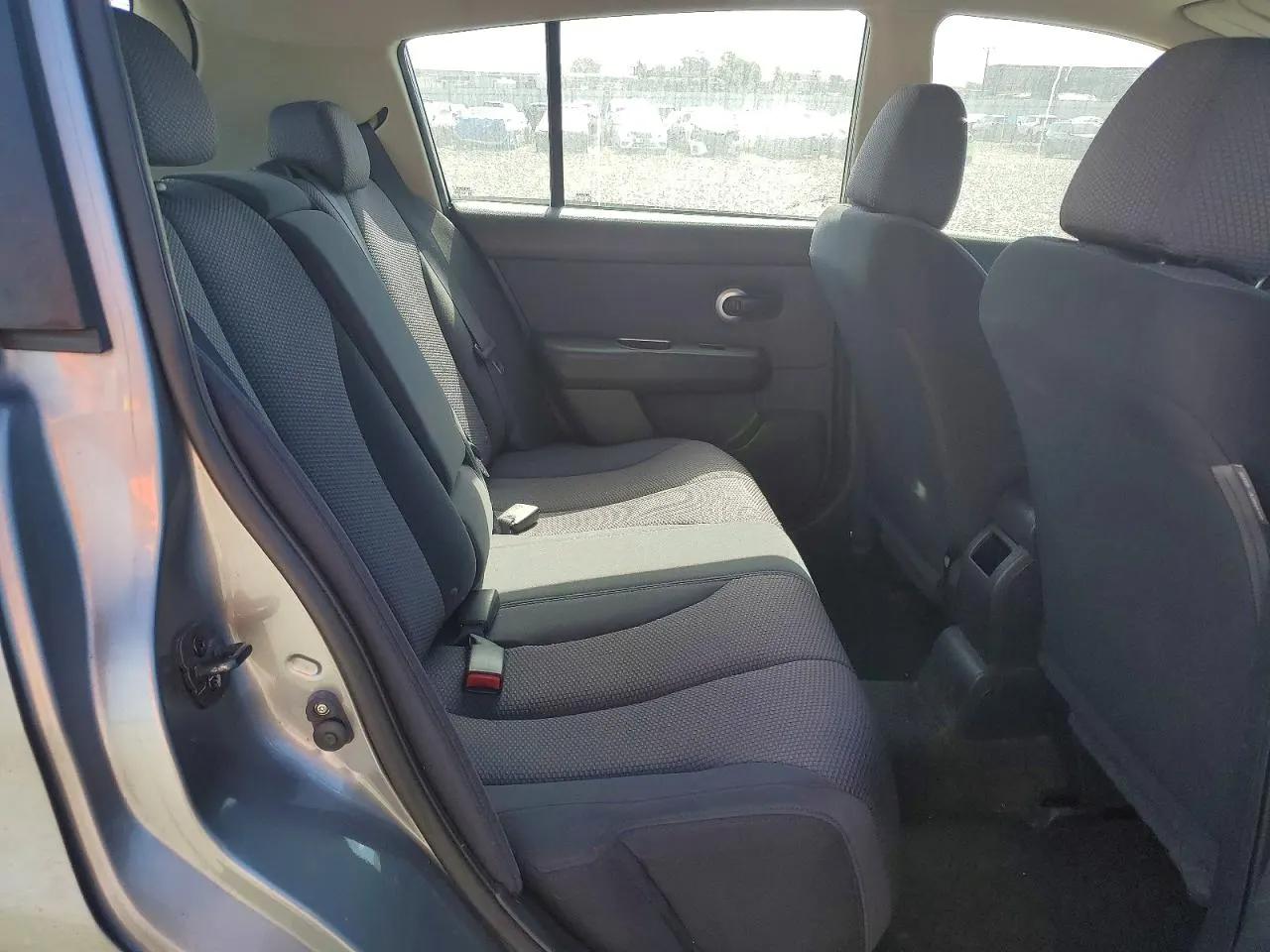 2008 Nissan Versa 1.8 SL