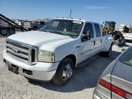 2007 Ford Super Duty F-350 DRW XL