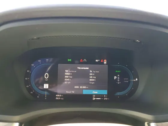 2024 Volvo S60 Recharge Plug-In Hybrid Plus Dark Theme