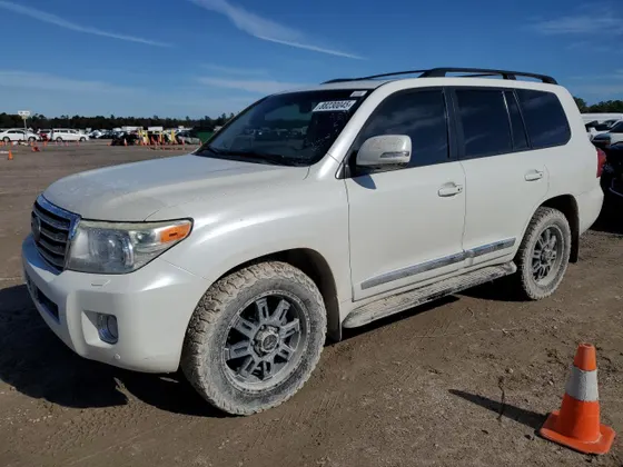 2014 Toyota Land Cruiser LAND CRUIS