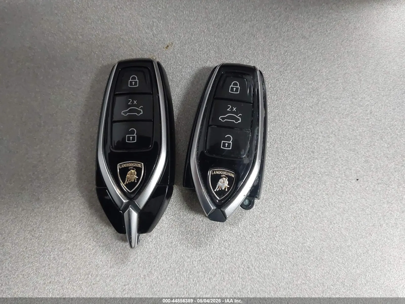 2022 Lamborghini Urus GRAPHITE CAPSULE/PEARL CAPSULE