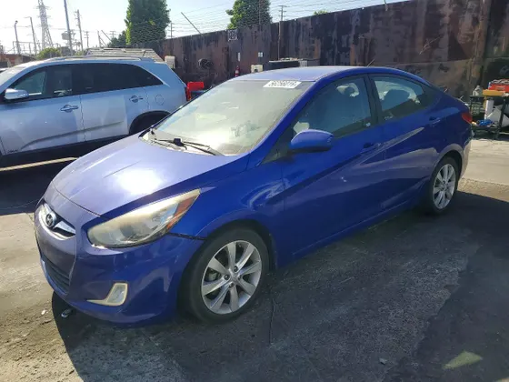 2013 Hyundai Accent GLS