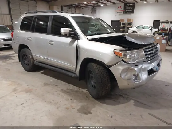 2014 Toyota Land Cruiser V8
