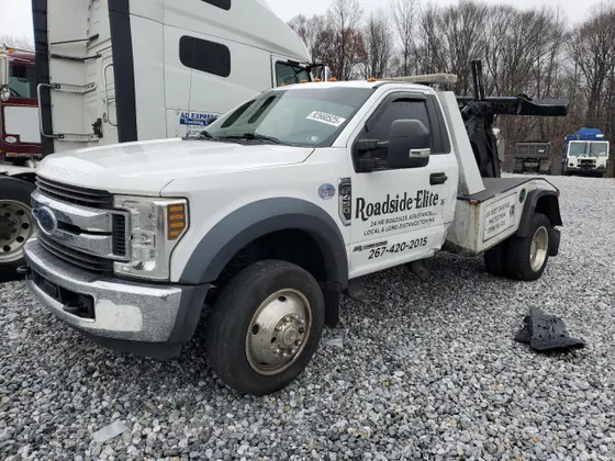 2018 Ford F-450 SUPER DUTY