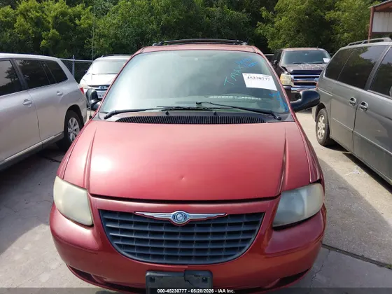 2003 Chrysler Voyager LX