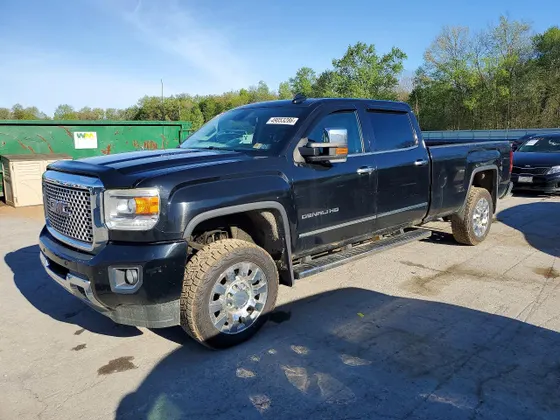 2016 GMC Sierra 3500HD Denali