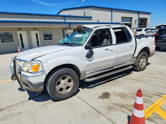 2003 Ford Explorer Sport Trac XLS