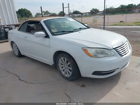 2011 Chrysler 200 Touring