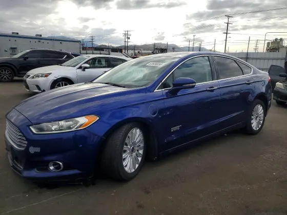 2014 Ford Fusion Energi Titanium