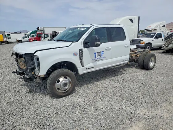 2025 Ford Super Duty F-350 DRW XL